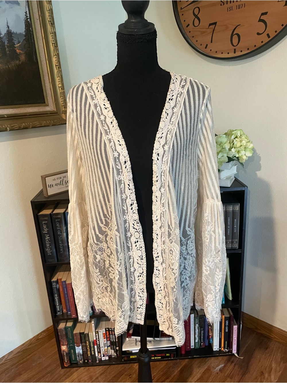 Cream Lace & Crochet Detail Kimono